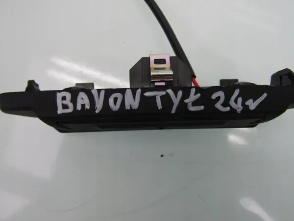 Asa OEM Hyundai Bayon 24R Maletero Trasero - Usado image 10