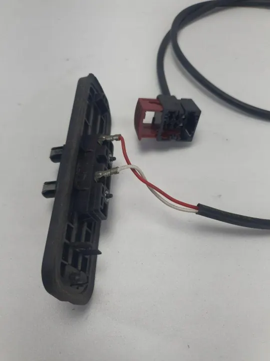 Renault Trafic/Vivaro skjutdörrsensor OEM 8200139743 image 3
