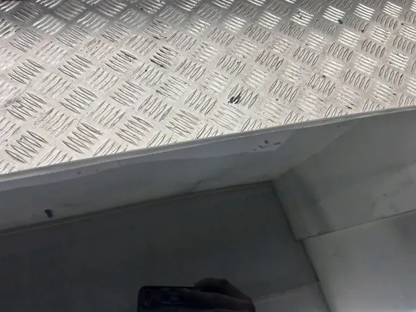 Tesla Model X Schiebedachglas rechte Seite OEM 103490300M image 5