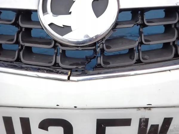 OPEL ASTRA J IV 09-12 Paraurti anteriore originale image 7