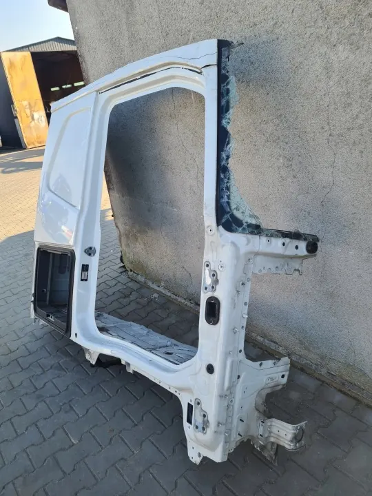 Pilar de quarto painel direito OEM para Volvo FH4 FH5 image 5