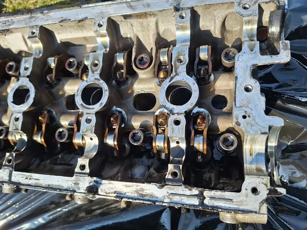 Cilinderkop AUDI S3 8P VW SEAT 2.0 TFSI 06F103373A image 2