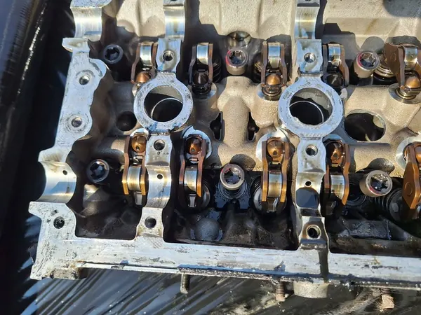 Cilinderkop AUDI S3 8P VW SEAT 2.0 TFSI 06F103373A image 5