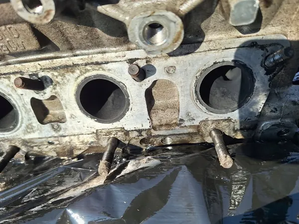 Cilinderkop AUDI S3 8P VW SEAT 2.0 TFSI 06F103373A image 7