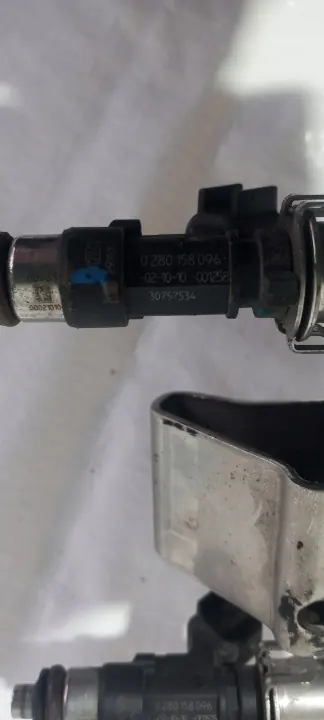 OEM 31216533 0280158096 Rampe d'injection Volvo image 5