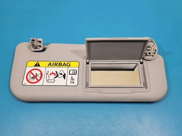 OEM IMPRK1540922 Oikea aurinkovarjo Toyota Auris II:lle image 4