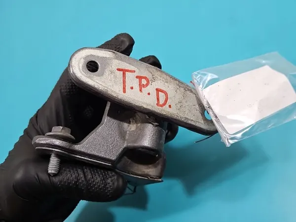 Hängslen Bakdörr Höger Mercedes GLA X156 image 5