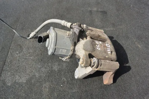 VW OEM Linker Hinterer Elektrischer Bremssattel - Passat B6 B7 CC image 4