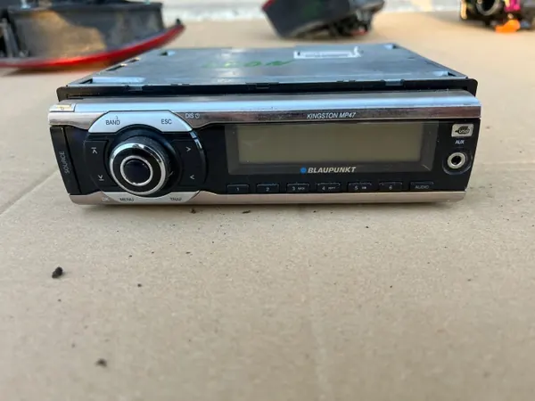 Radio Blaupunkt MP47 OEM 7647603310 pour SEAT Leon I image 2