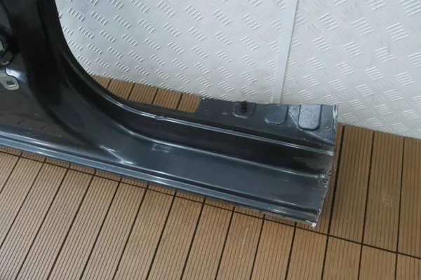 Seuil de caisse gauche avec pilier Dacia Lodgy 12-21 OE image 5