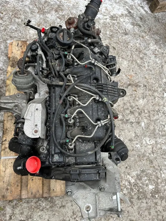 Motor Volvo D5244T10 - 2.4D Diesel, Usado image 5