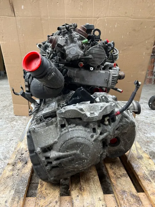 Motor Volvo D5244T10 - 2.4D Diesel, Usado image 6