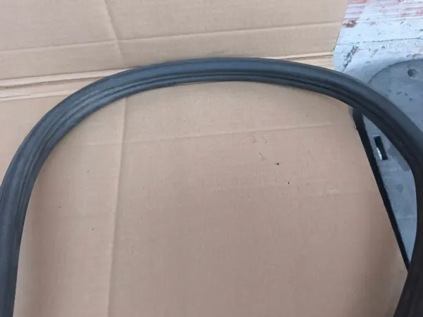 Junta de portón Ford Mondeo MK5 2.0 TDCI OEM image 10