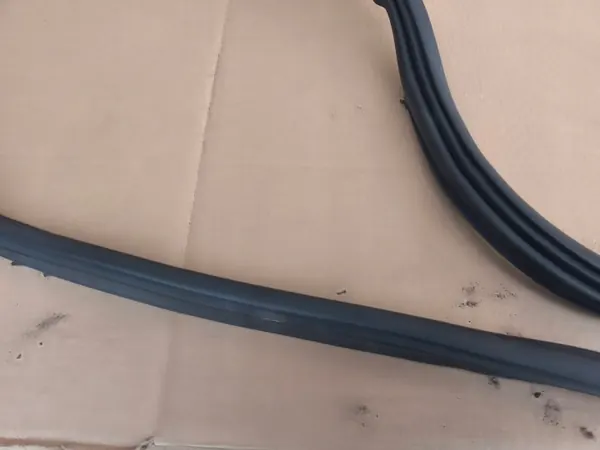 Junta de portón Ford Mondeo MK5 2.0 TDCI OEM image 4