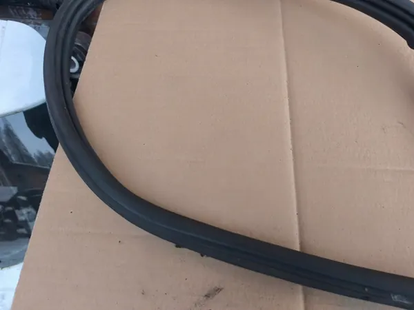 Junta de portón Ford Mondeo MK5 2.0 TDCI OEM image 5