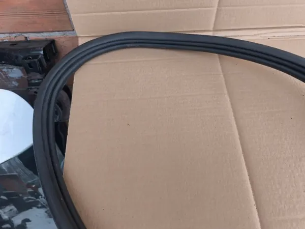 Junta de portón Ford Mondeo MK5 2.0 TDCI OEM image 6