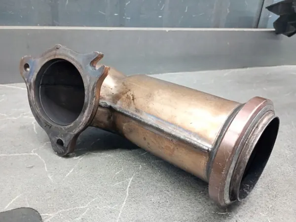 Mercedes W906 Pakoputki OEM rura wydechowa image 4