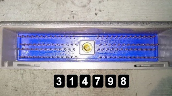 Käytetty Ford ECU OEM AM-314798 Ka 1996 image 3