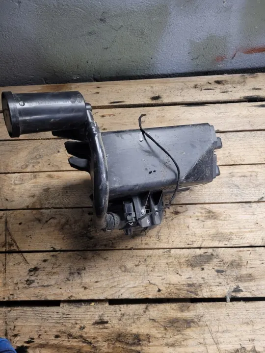 BMW X5/X6 Koolstoffilter OEM 7327885 - Gebruikt image 3