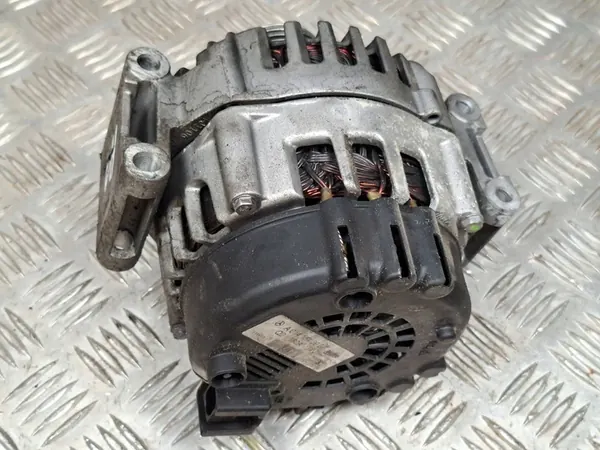 Vaihtovirtageneraattori Mercedes GLK X204 2.2 CDI A0141543902 image 3