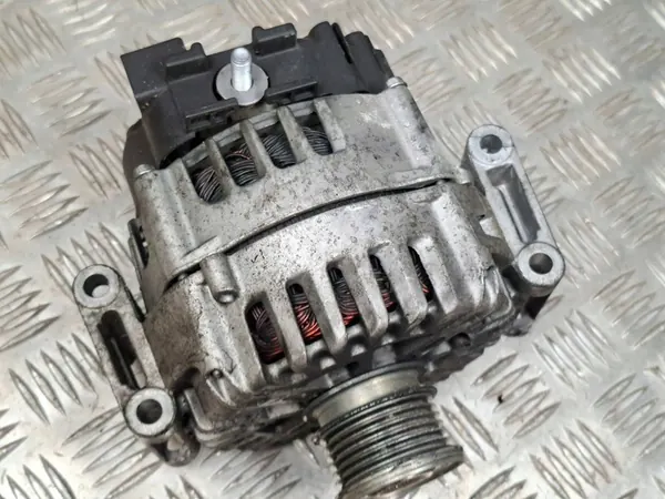 Vaihtovirtageneraattori Mercedes GLK X204 2.2 CDI A0141543902 image 6