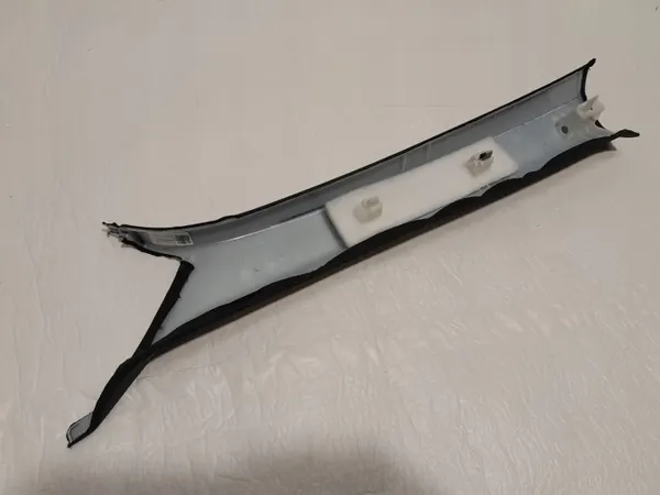 Cache de pilier Audi A4 B9 OEM 8W0867234D image 3