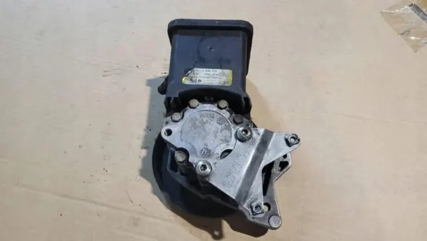 Ohjauspumppu OEM 1095749 BMW 5 E39:lle image 2