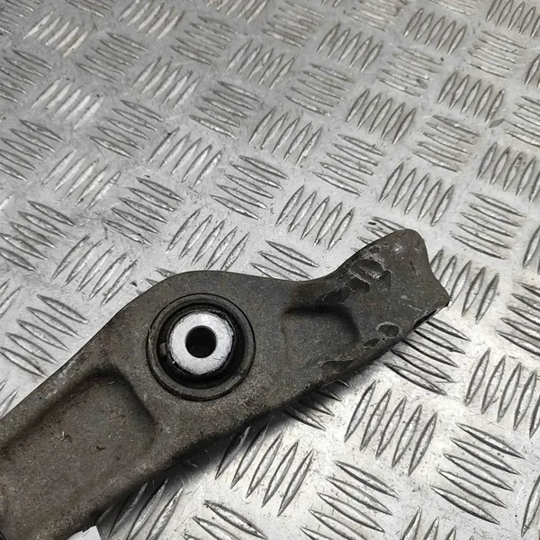 Audi A4 S4 B9 2018 Braccio Oscillante Anteriore Destro image 5