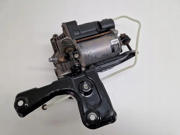 AIRMATIC KOMPRESSOR MERCEDES S-KLASS W221 A2213201704 image 4