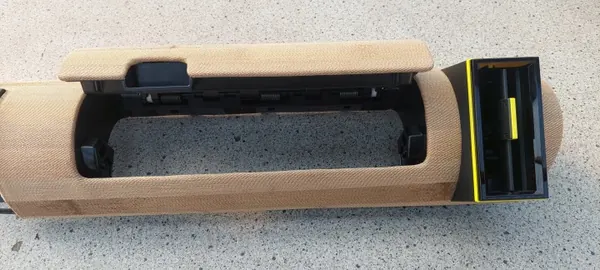 Fiat Grande Panda Handschuhfach Beifahrer OEM FGPDEKSCH22 image 3