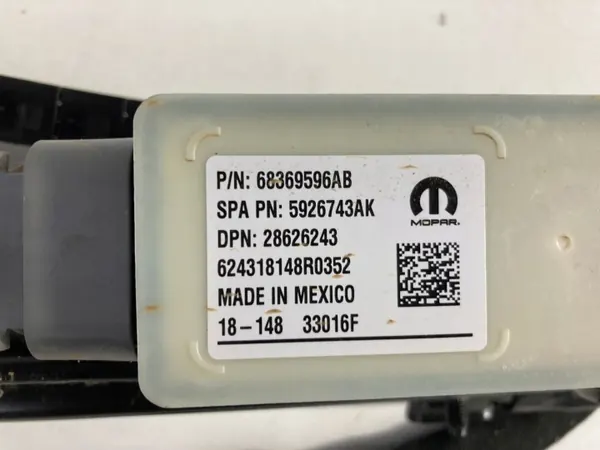 Módulo Puerta Trasera Izquierda Chrysler Pacifica 2017+ 68368919AC image 6