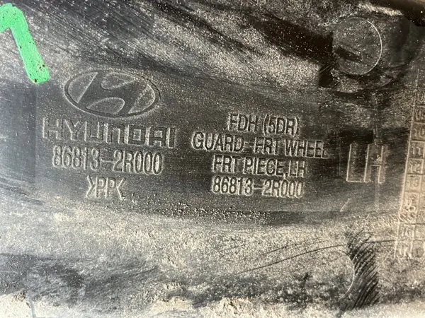 Para-lamas dianteiro esquerdo OEM 86813-2R000 Hyundai i30 image 3