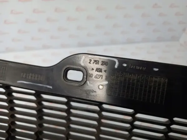 Grille de radiateur OEM 2751290 pour MINI Clubman/Cooper S image 4