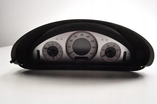 MERCEDES W209 CLK 320 CDI Mittaristo A2095404648 image 2