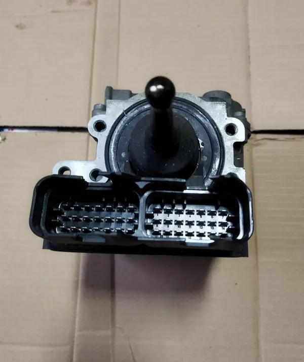 Vanne de frein EBS MAN TGM TGS TGX Lift 81521306311 image 4