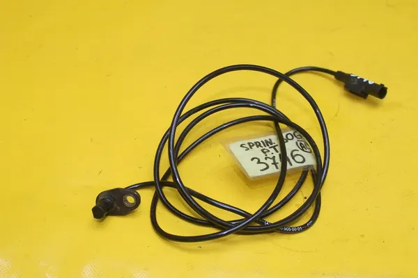 ABS Sensor Rear Right Mercedes-Benz Sprinter A9069050901 image 2