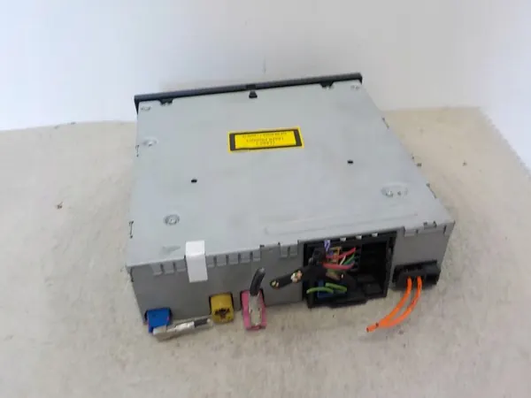 Audi A6 C6 MMI SD-Kartenleser OEM 4E0035652A image 3