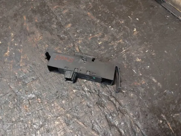 Linker Fensterheber BMW 3 E46 8381511 image 7