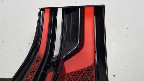 Lente traseira direita BMW X7 G07 image 8