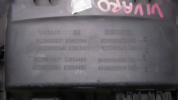 Renault Trafic Vivaro II Plank OEM 8200933912 image 4