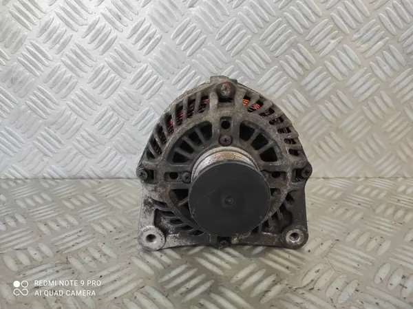 Vaihtovirtageneraattori Nissan Juke I 110A OE 231001KM1A image 4