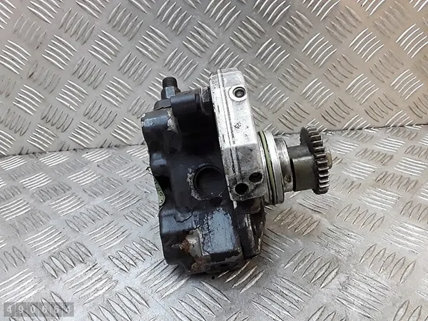 Brandstofpomp Mercedes E W212 2011 a6420701201 image 3