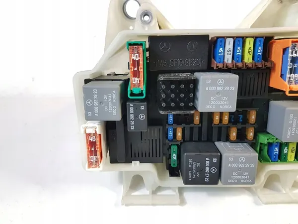 Caja de fusibles MERCEDES-BENZ GLC (X253, C253) A0009822923 image 3