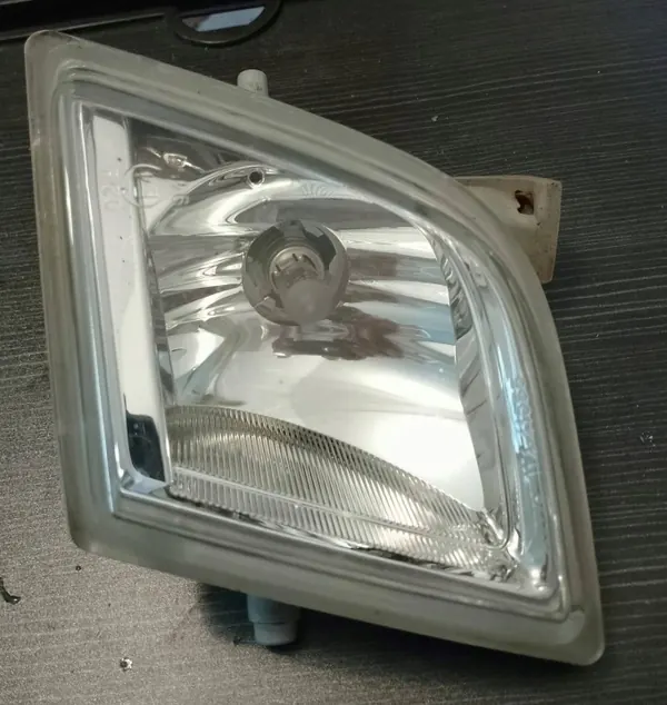 OEM 11441055 Halogeen mistlamp rechts voor Mazda 6 image 2