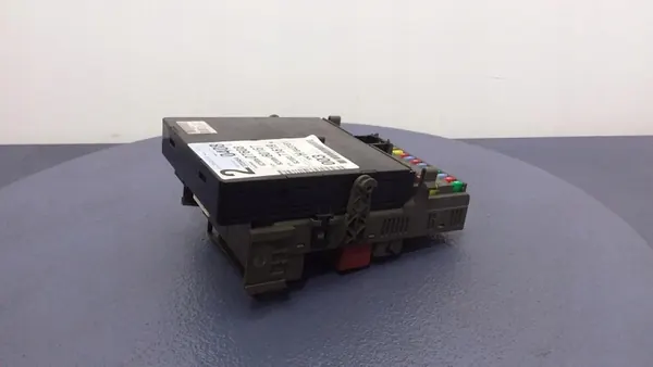 RENAULT LAGUNA II 2.0B Caixa de Fusíveis 8200607608 image 6