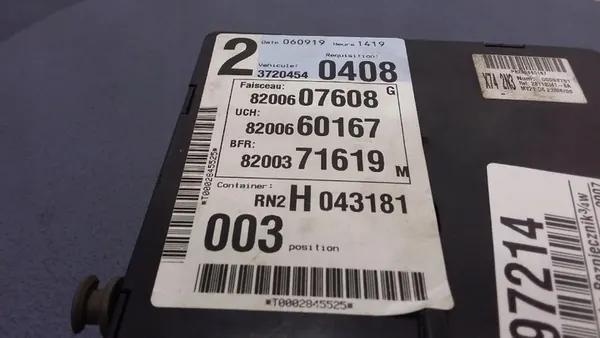 RENAULT LAGUNA II 2.0B Caixa de Fusíveis 8200607608 image 8