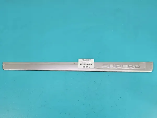 Protège-bas gauche Skoda Superb III OEM 3V0853813P image 2