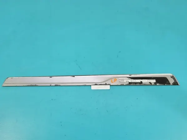 Protège-bas gauche Skoda Superb III OEM 3V0853813P image 4