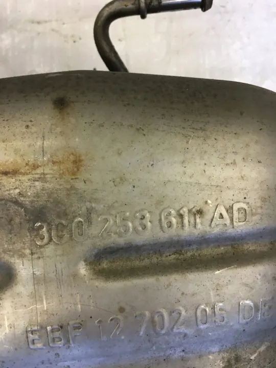 Vaimennin OEM TŁUMIK SRODKOWY VW PASSAT Käytetty image 3