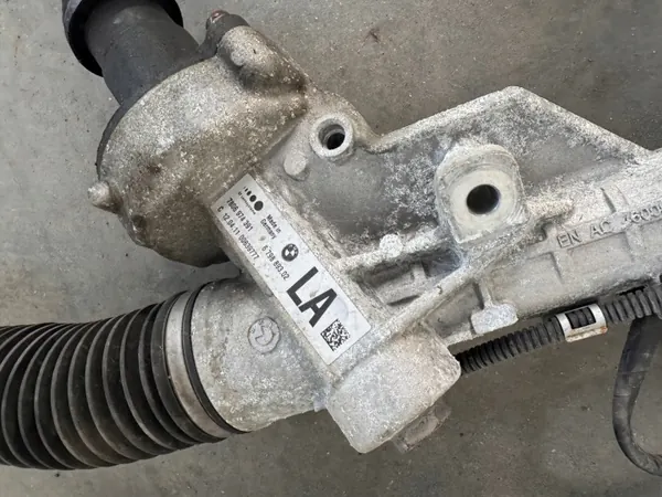 BMW 6798893 Boîtier de Direction Usagé Pièce OEM image 9
